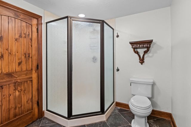 5715 S Kingston Road, Springfield, MO 65804
