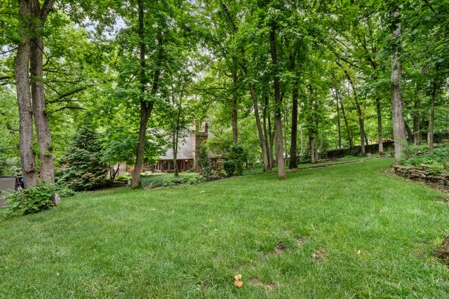 5715 S Kingston Road, Springfield, MO 65804