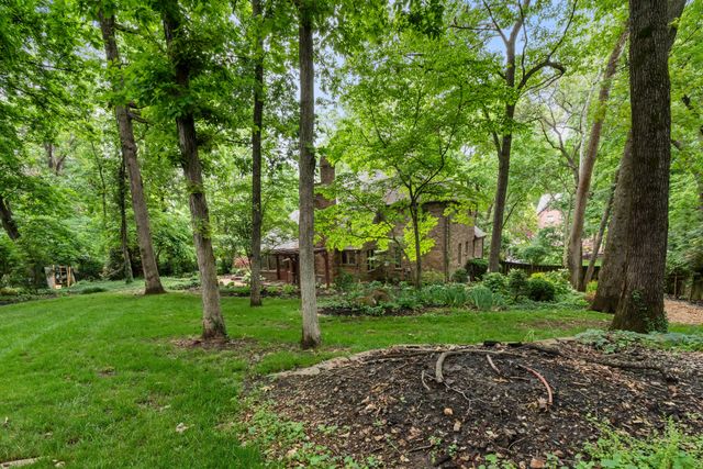5715 S Kingston Road, Springfield, MO 65804