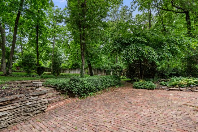 5715 S Kingston Road, Springfield, MO 65804