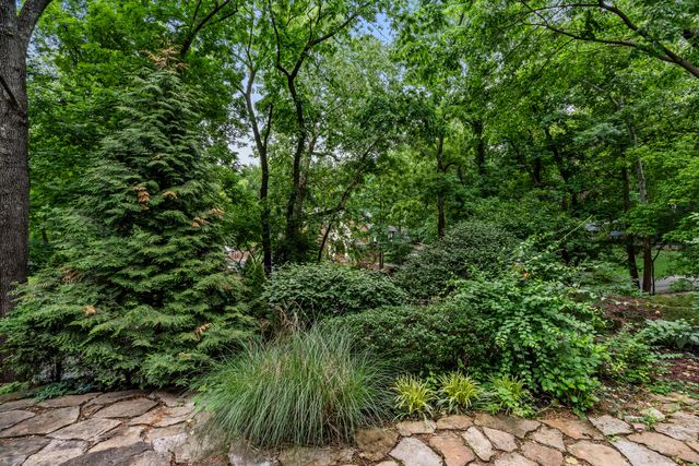 5715 S Kingston Road, Springfield, MO 65804