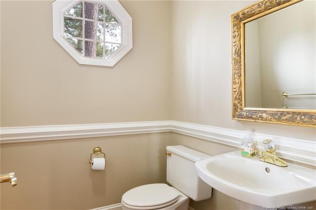 3500 Prestwick Drive, Fayetteville, NC 28303