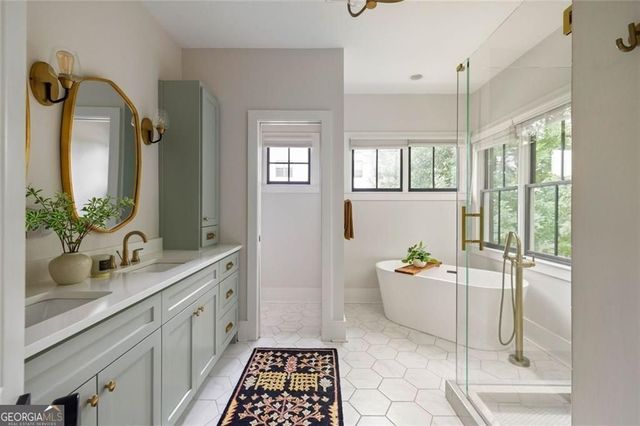982 Northern Avenue SE, Atlanta, GA 30316