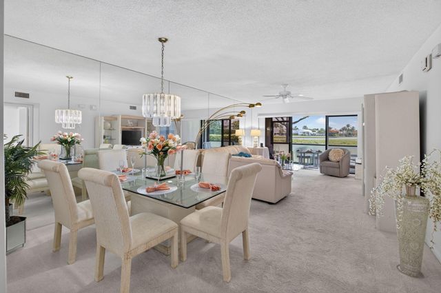 2898 SW 22nd Circle 231b, Delray Beach, FL 33445