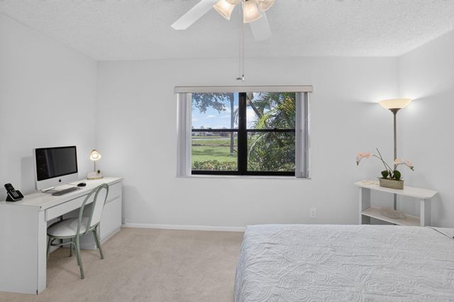 2898 SW 22nd Circle 231b, Delray Beach, FL 33445