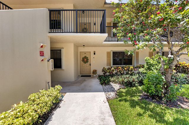 2898 SW 22nd Circle 231b, Delray Beach, FL 33445
