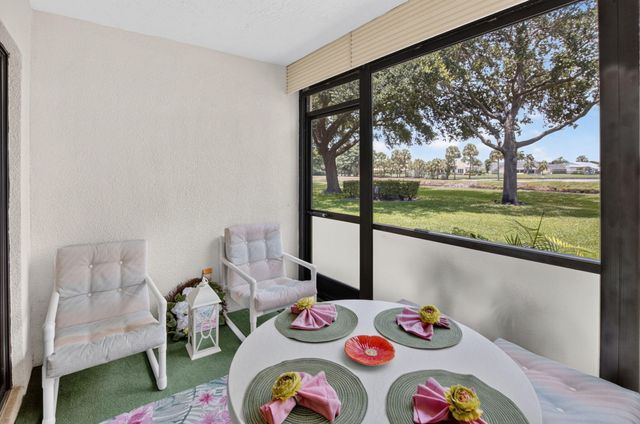 2898 SW 22nd Circle 231b, Delray Beach, FL 33445