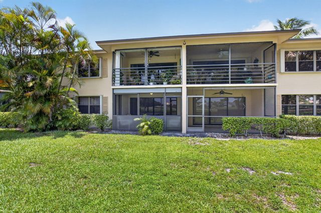 2898 SW 22nd Circle 231b, Delray Beach, FL 33445