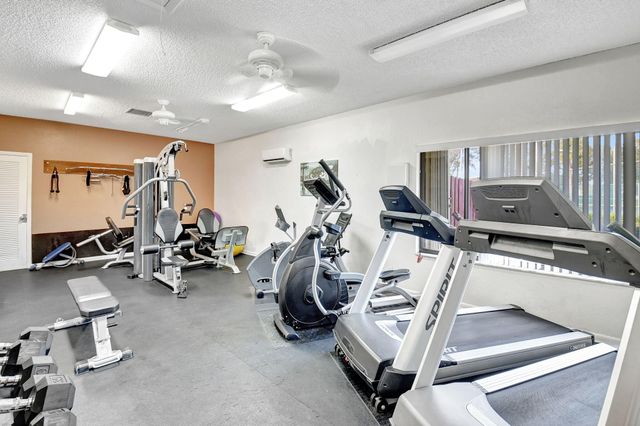 2898 SW 22nd Circle 231b, Delray Beach, FL 33445