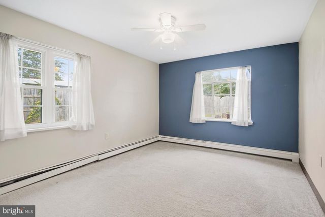 705 HEDGEROW DR, Broomall, PA 19008