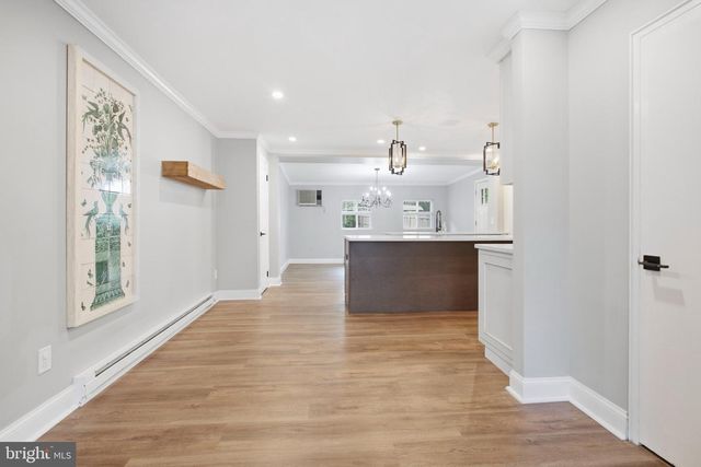 705 HEDGEROW DR, Broomall, PA 19008