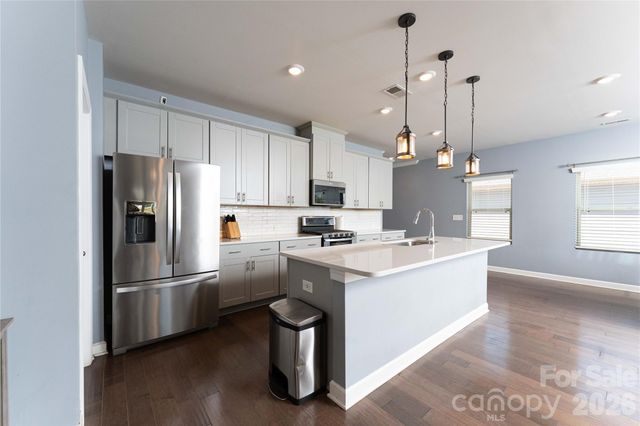 4107 Honey Locust Drive, Charlotte, NC 28215