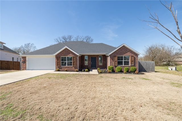 3016 Finch Street, Springdale, AR 72762