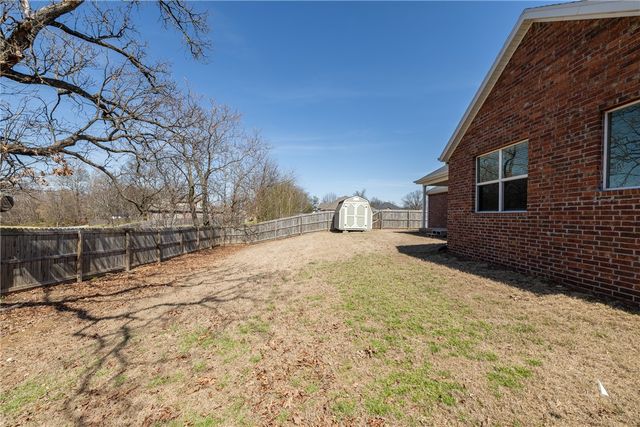 3016 Finch Street, Springdale, AR 72762