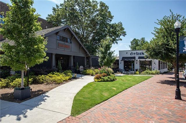 6428 E Cherokee Drive, Canton, GA 30115