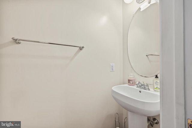 71 BATTERY RIDGE DR, Fredericksburg, VA 22405