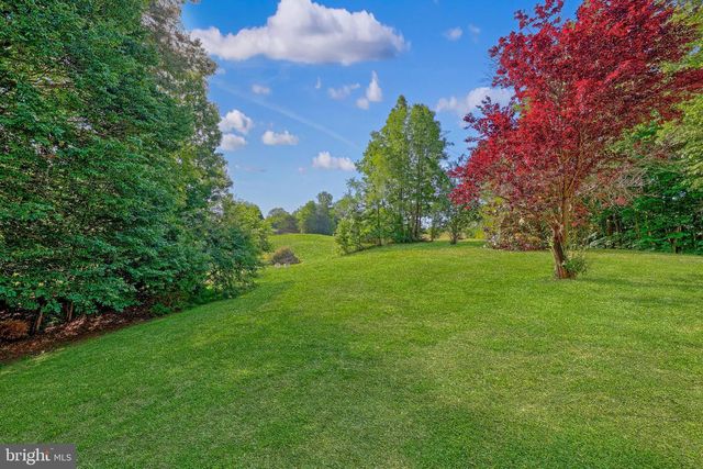 71 BATTERY RIDGE DR, Fredericksburg, VA 22405