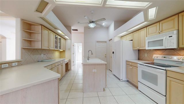 19701 SW 93RD PLACE, Dunnellon, FL 34432