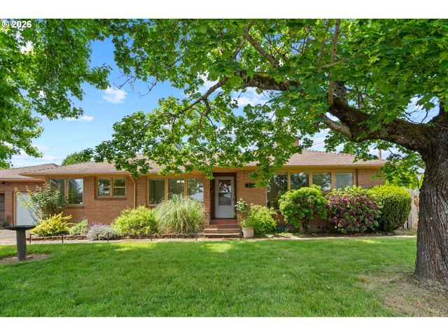 85 Nw SLERET Ave, Gresham, OR 97030