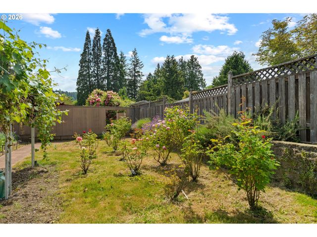 85 Nw SLERET Ave, Gresham, OR 97030