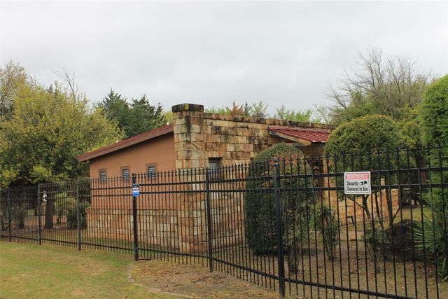 1801 Canyon Lake Road, Wills Point, TX 75169