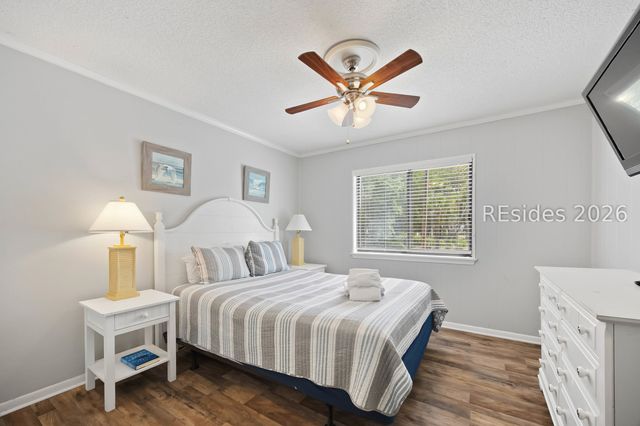 40 Folly Field Rd Apt B6, Hilton Head Island, SC 29928
