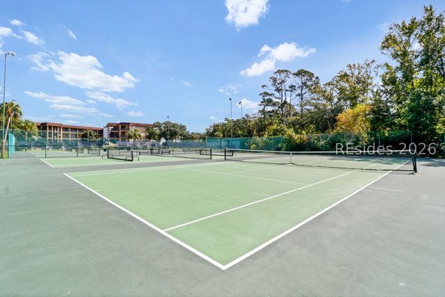 40 Folly Field Rd Apt B6, Hilton Head Island, SC 29928