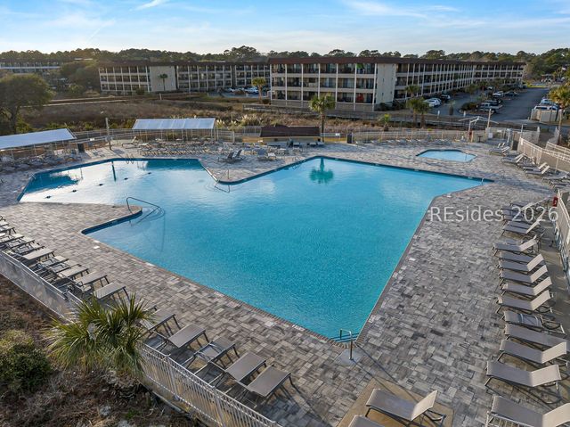 40 Folly Field Rd Apt B6, Hilton Head Island, SC 29928