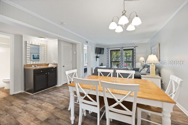 40 Folly Field Rd Apt B6, Hilton Head Island, SC 29928