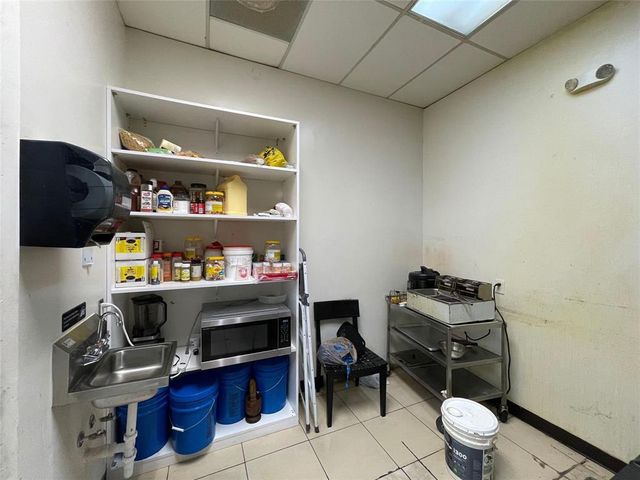 2900 N STATE ROAD 7 3724, Lauderdale Lakes, FL 33313