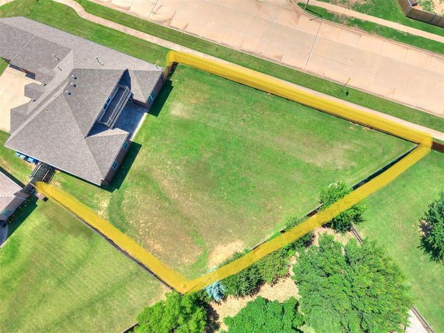 601 Summit Bend, Norman, OK 73071