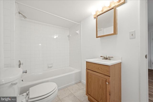 13732 HARPERS FERRY RD, Hillsboro, VA 20132