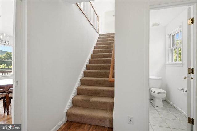 13732 HARPERS FERRY RD, Hillsboro, VA 20132