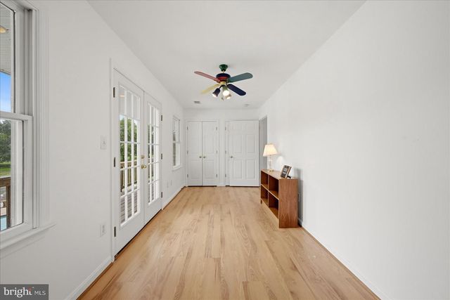 13732 HARPERS FERRY RD, Hillsboro, VA 20132