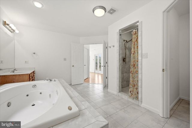 13732 HARPERS FERRY RD, Hillsboro, VA 20132