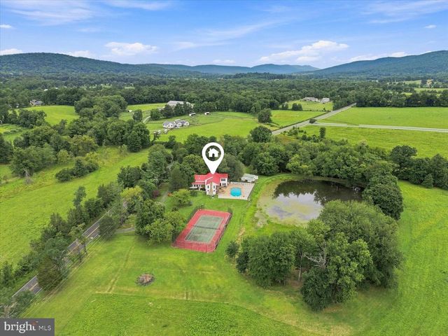 13732 HARPERS FERRY RD, Hillsboro, VA 20132