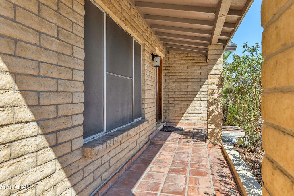 18628 N 7TH Drive, Phoenix, AZ 85027 — photo 5