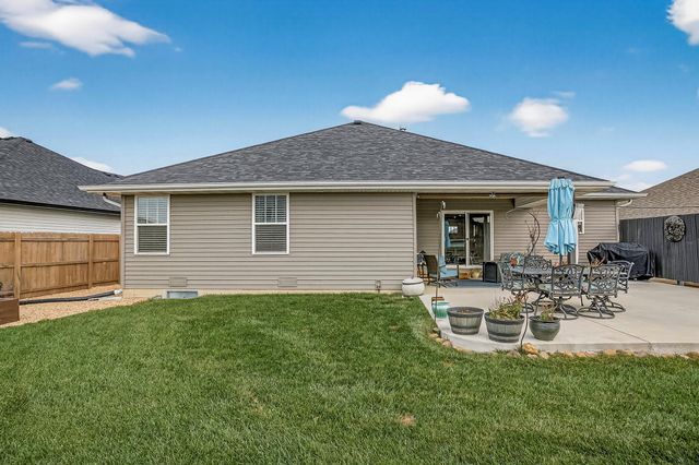 859 E Acacia Lane, Nixa, MO 65714