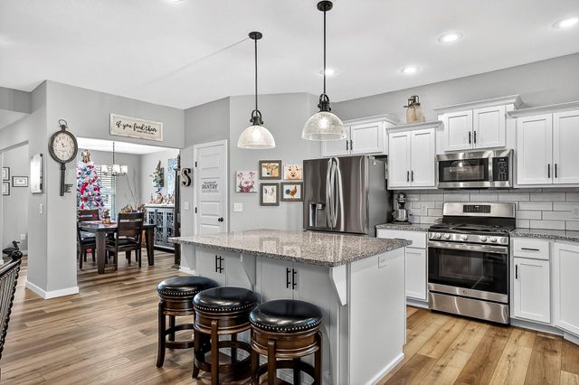 859 E Acacia Lane, Nixa, MO 65714