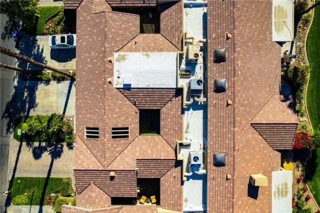 135 Blue River Drive, Palm Desert, CA 92211