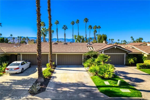 135 Blue River Drive, Palm Desert, CA 92211