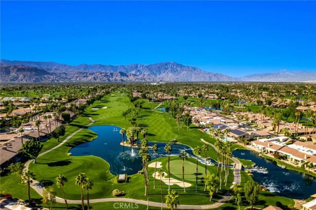 135 Blue River Drive, Palm Desert, CA 92211