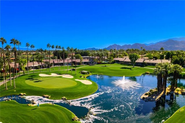 135 Blue River Drive, Palm Desert, CA 92211