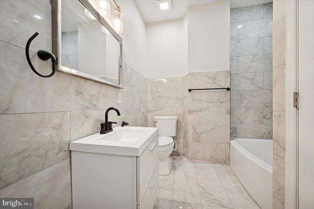 1511 W CHEW ST, Philadelphia, PA 19141