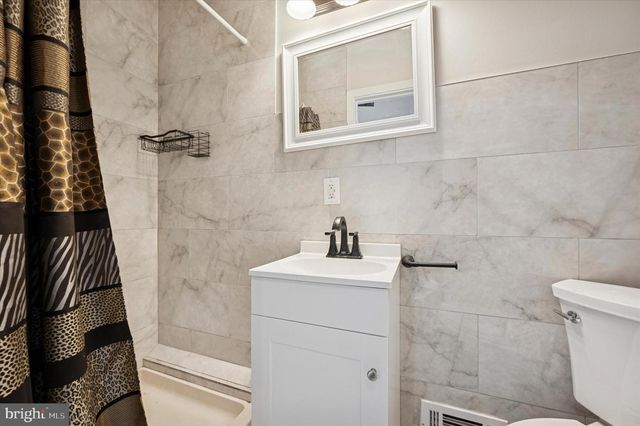 1511 W CHEW ST, Philadelphia, PA 19141