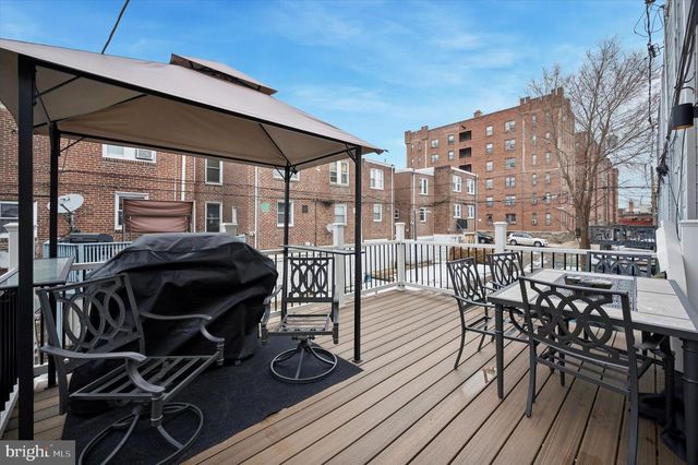 1511 W CHEW ST, Philadelphia, PA 19141