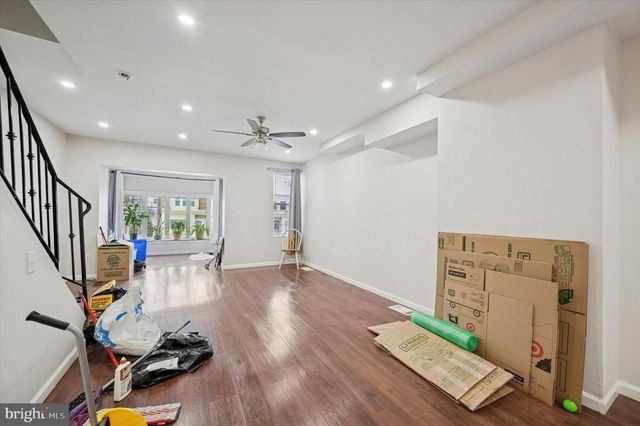 1511 W CHEW ST, Philadelphia, PA 19141