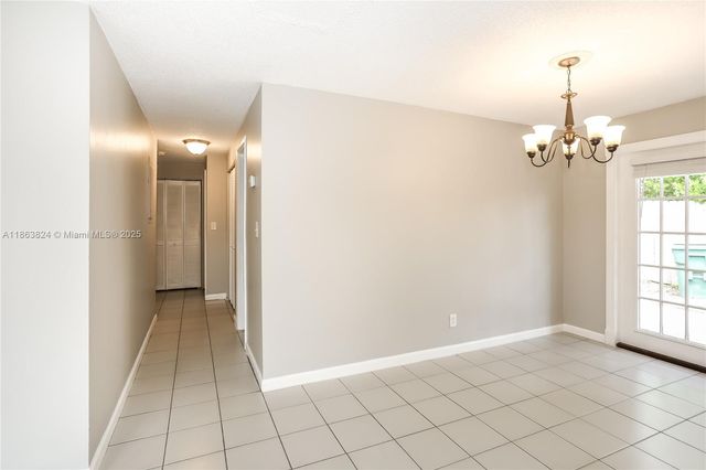 317 NW 49th St, Oakland Park, FL 33309