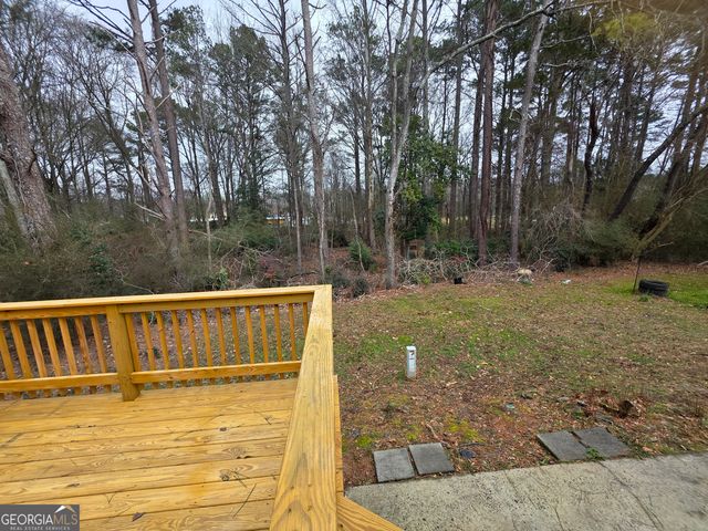 370 Williamsburg Way, Fayetteville, GA 30214