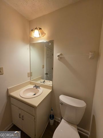 370 Williamsburg Way, Fayetteville, GA 30214